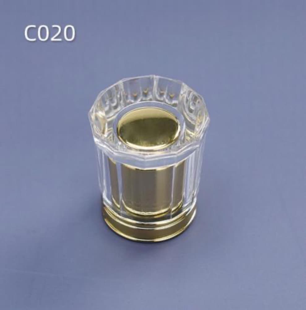 Actual gold-inner-ring and clear geometric cap reference